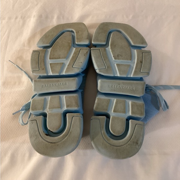 BALENCIAGA
Speed 2.0 lace up sneakers - Picture 12 of 14